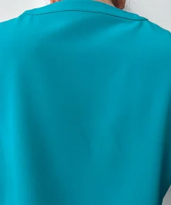 Chairside Zip Top medical detail 3 — back shoulder